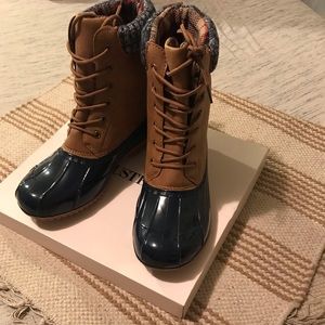 Duck Boots 🦆